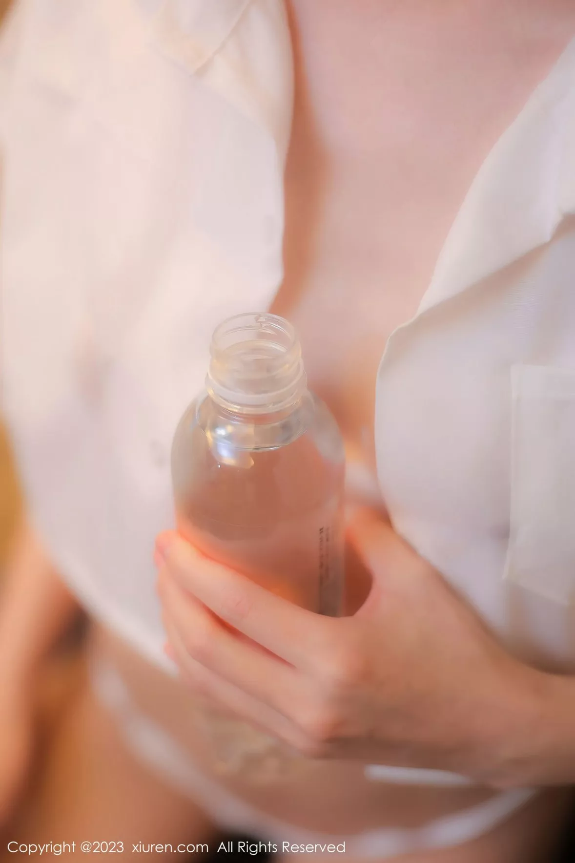 [XiuRen秀人网]第6200期甜佳佳写真-秀人资源网